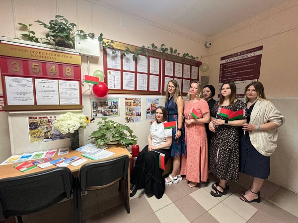 К акции «Живем и помним» присоединились витебские нотариусы