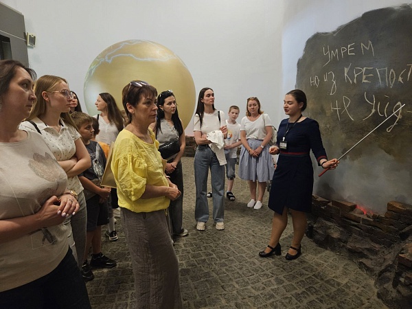 Память о подвиге народа, который внес величайший вклад в Победу над фашизмом—священна