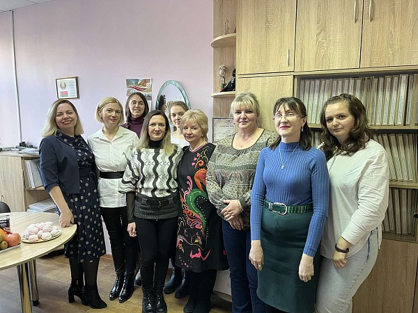 В нотариате бывших на бывает!