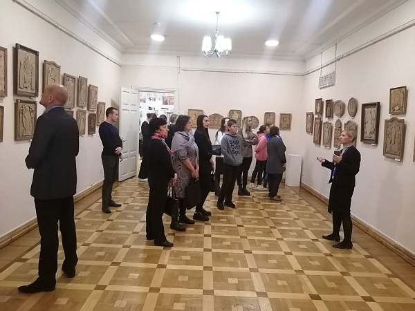 В преддверии Дня Великой Октябрьской социалистической революции Гомельский нотариальный округ посетил музей истории города Гомеля