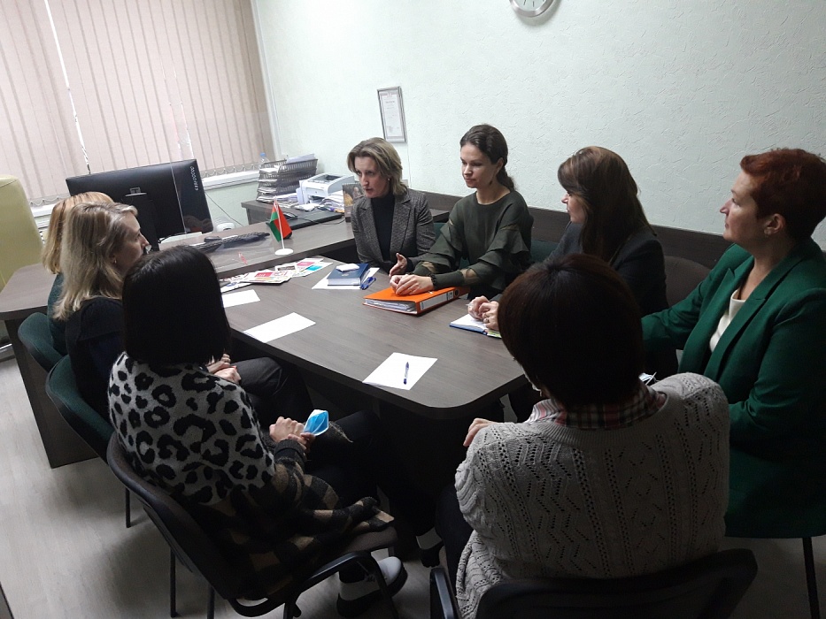 Круглый стол с работниками управления социальной защиты Минского райисполкома