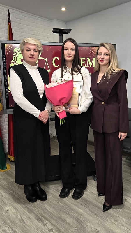 В честь профессионального праздника...