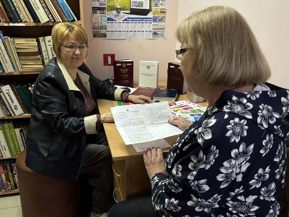 Нотариус Нина Минюк провела консультации для жителей Бреста