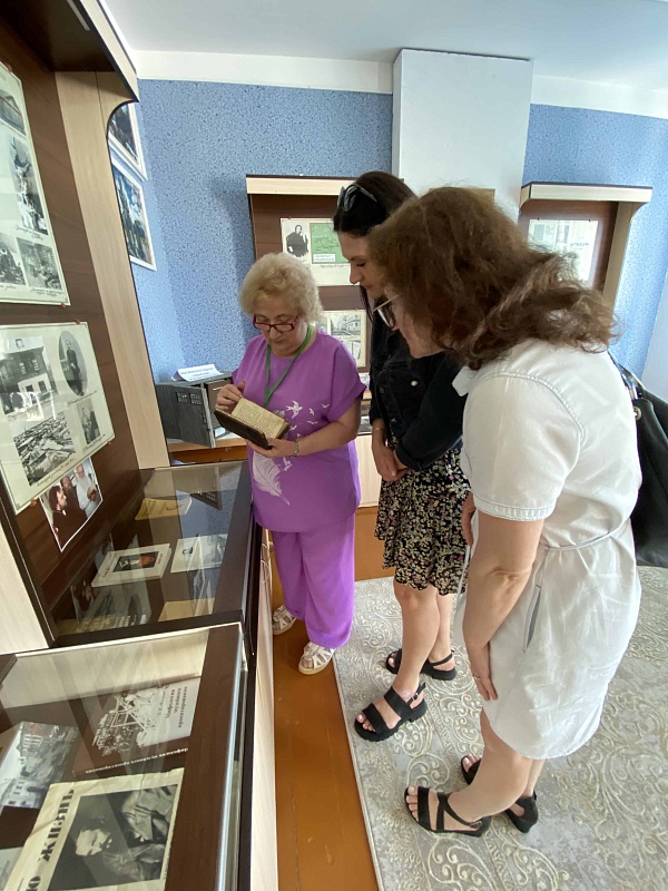 Тематические выставки 