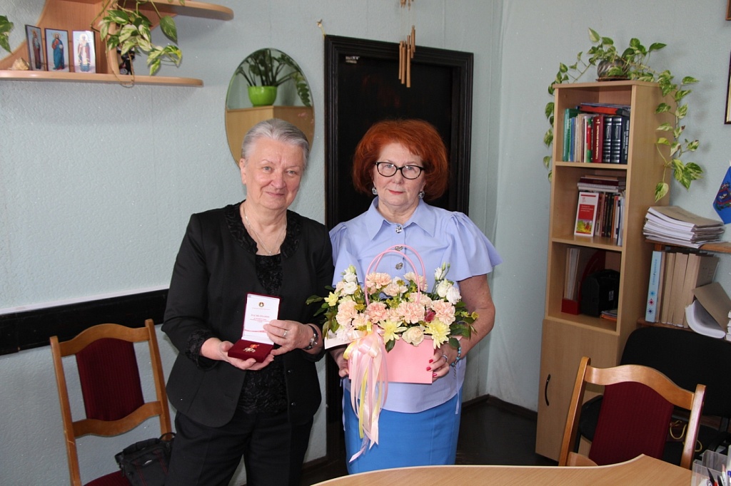 Поздравляем коллег с почетными наградами