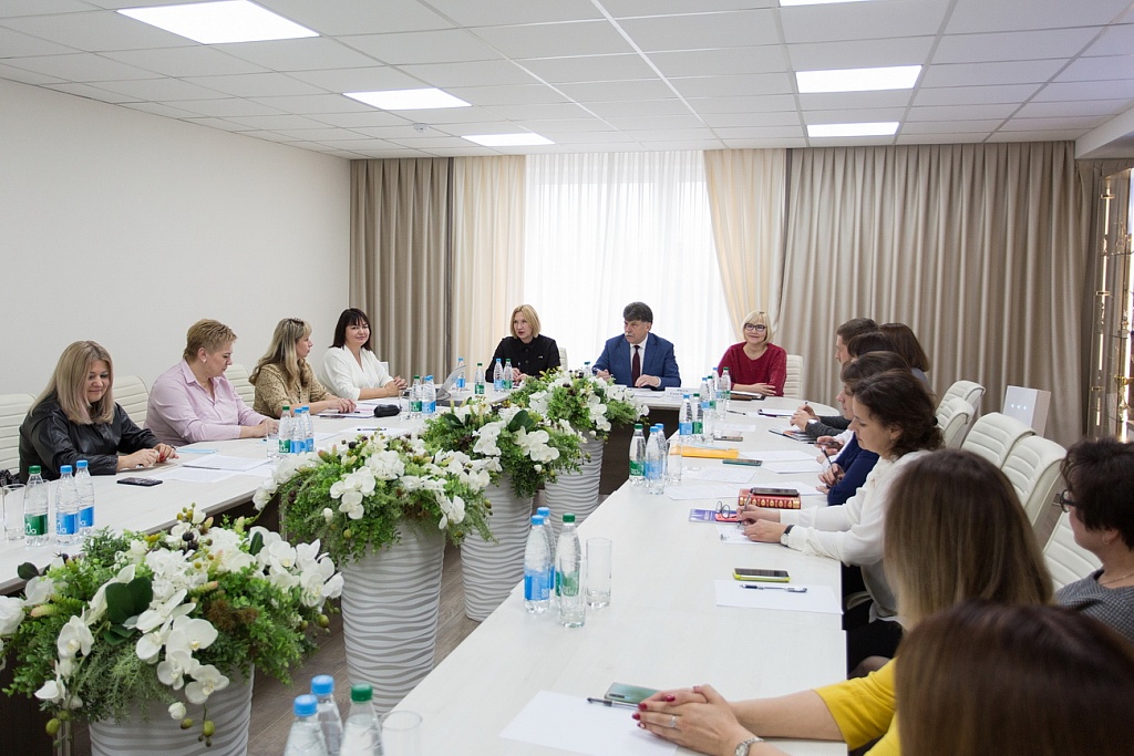 Определены пути, выявлены приоритеты, намечены планы