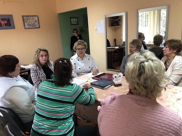 В преддверии Международного дня пожилых людей