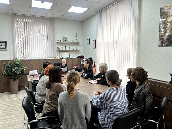 В нотариальных конторах столицы прошли встречи по правовому информированию