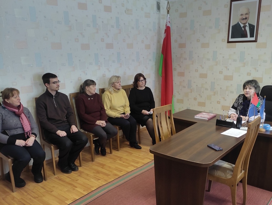 Об основном законе страны работникам сельисполкома