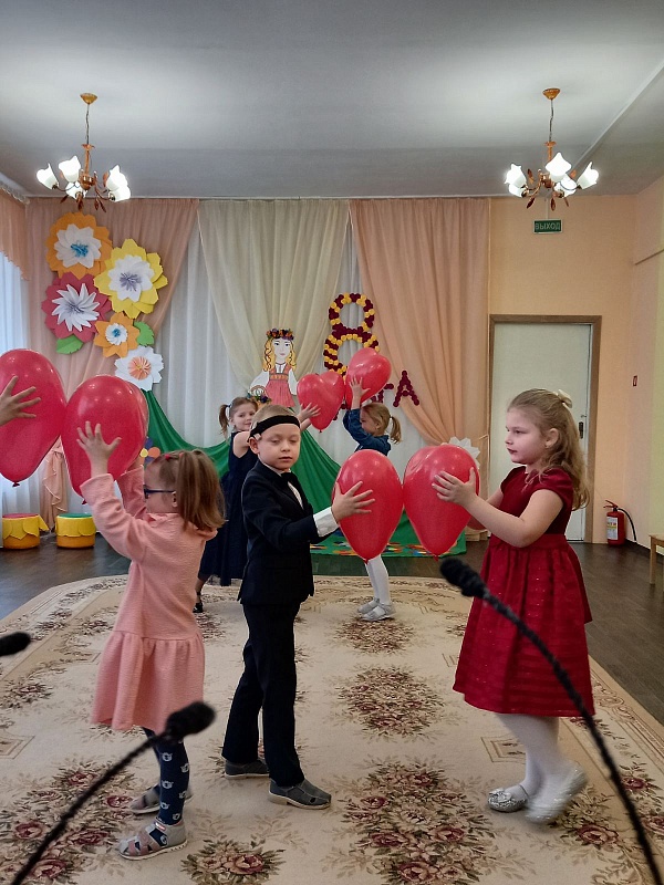 8 марта – праздник добра и милосердия!