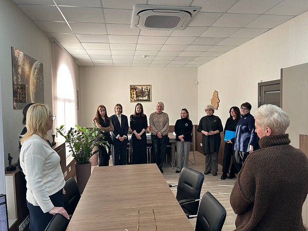 Визиты в нотариальные конторы округа