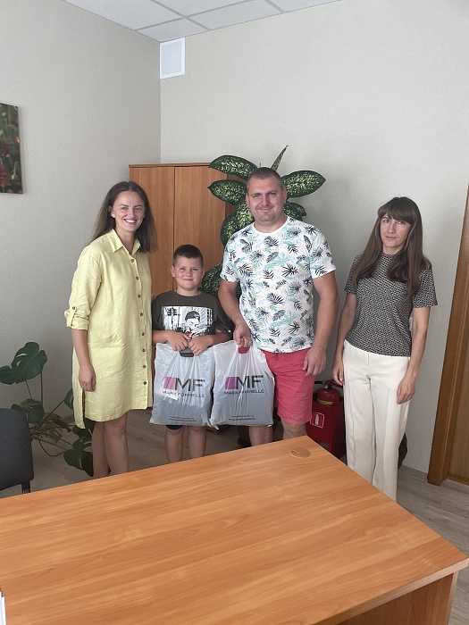 Нотариусы Могилевского нотариального округа приняли участие в благотворительной акции "Соберем детей в школу"