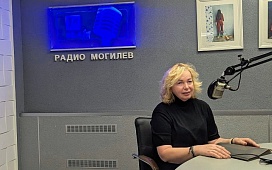 Председатель ТНП Могилевской области Валентина Чайкова в эфире «Прямая линия» на радио Могилев