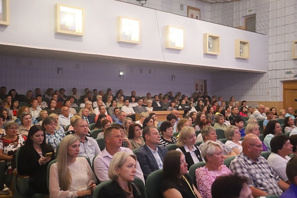 Диалоговая площадка: говорили о важном 