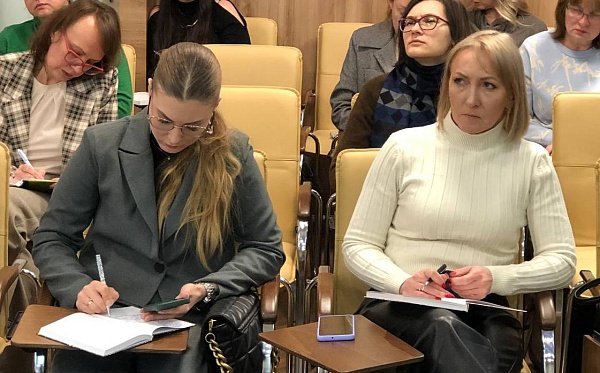 Курсы повышения квалификации стартовали в МФЦ БНП