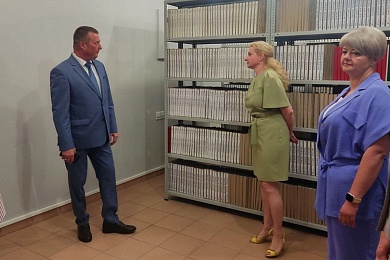 Министр юстиции посетил нотариальные конторы Брестской области
