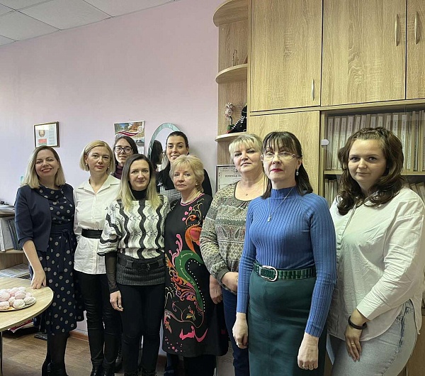 В нотариате бывших на бывает!