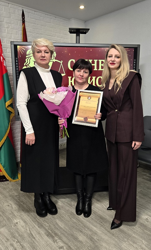 В честь профессионального праздника...