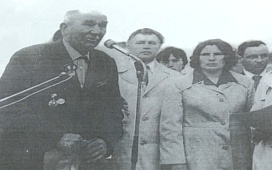 Будем память хранить