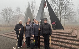 Нотариусы и работники нотариальных контор Гомельского нотариального округа приняли участие в акции нотариата "Приумножим красоту родного края"