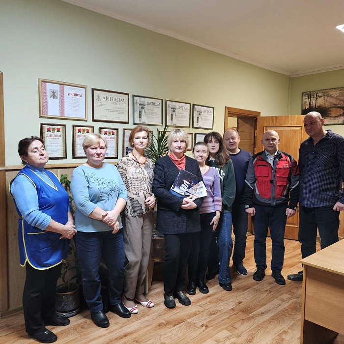 Нотариус Могилёвского нотариального округа ко Дню прав человека провела встречу с трудовым коллективом “Днепро-Березенское” предприятие водных путей