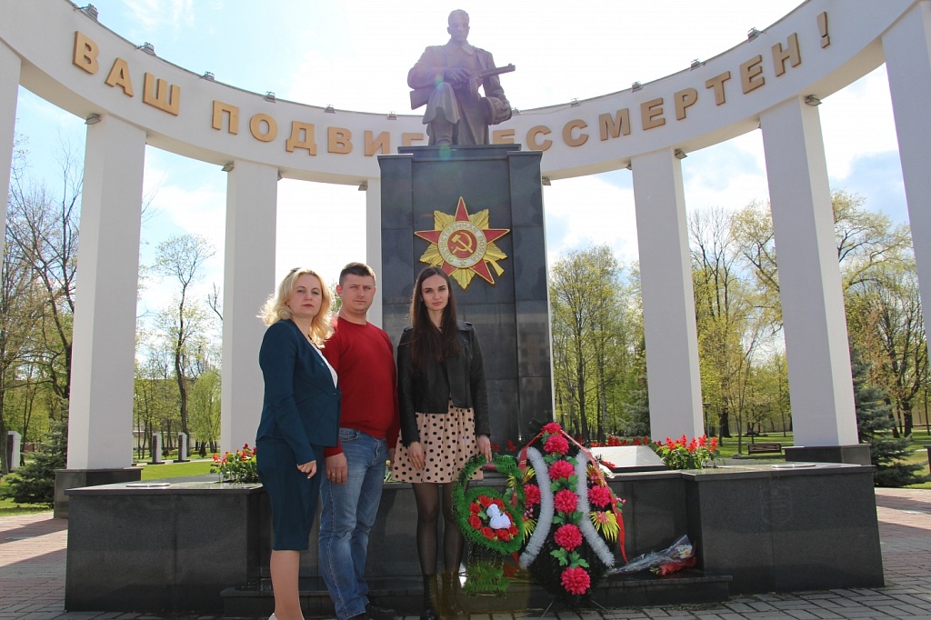 Нотариусы присоединились к акции «Беларусь помнит. Помним каждого»