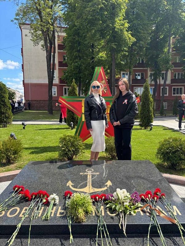 В строю памяти и славы