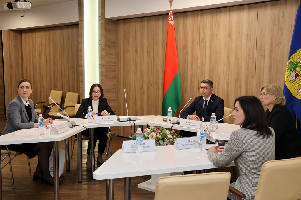 В БНП состоялось выездное совещание Министерства юстиции по вопросам совершенствования деятельности нотариата
