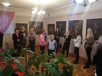 В преддверии Дня Великой Октябрьской социалистической революции Гомельский нотариальный округ посетил музей истории города Гомеля