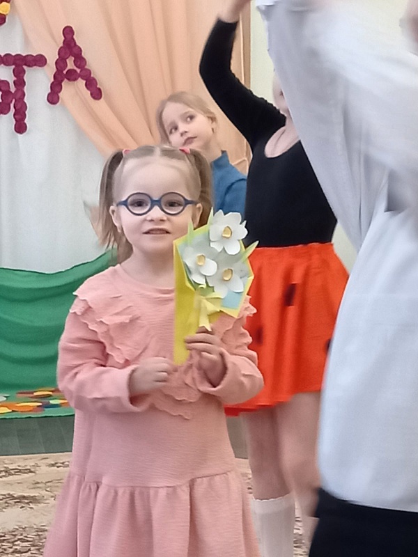 8 марта – праздник добра и милосердия!