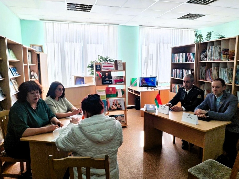 День Конституции Республики Беларусь в Хойниках