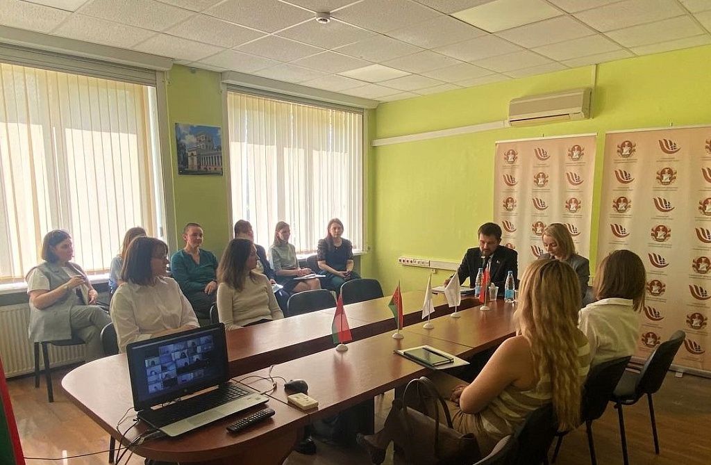 В Гомельской областной нотариальной палате обсудили актуальные вопросы охраны труда