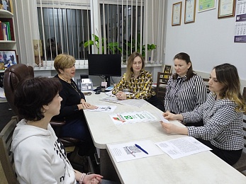 В ТНП и нотариальных конторах Минской области обсудили предстоящую электоральную кампанию