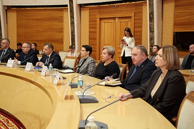 В Минске состоялась презентация Научно-практического комментария к Конституции Республики Беларусь