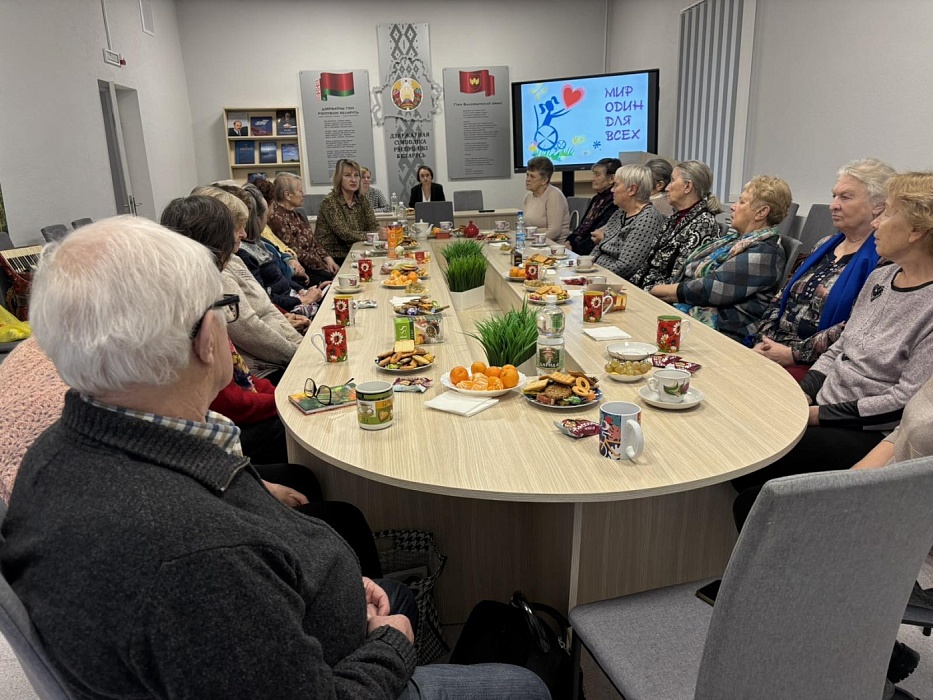 Встреча с нотариусом в Воложинской библиотеке