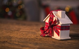 Может ли дедушка в возрасте 92 года сам удостоверить договор дарения? Разъясняет нотариус