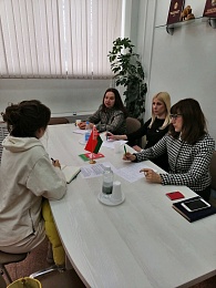 Нотариусы Минского областного нотариального округа приняли участие в  акции по бесплатному консультированию населения