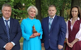 Председатель Минской областной нотариальной палаты Елена Гринкевич приняла участие в праздновании Дня знаний