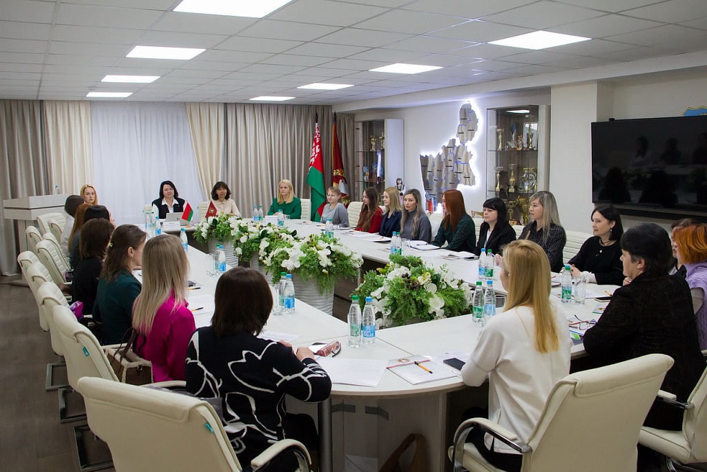 Обучающий семинар с работниками нотариальных контор