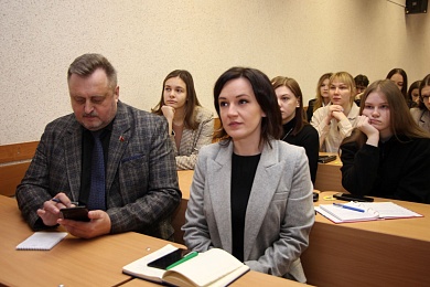 Татьяна Лисок рассказала студентам факультета права БГЭУ о профессии нотариуса