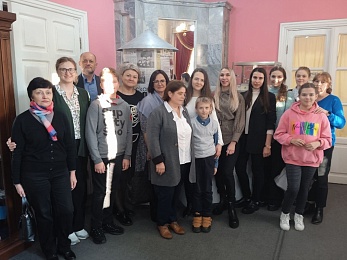 В преддверии Дня Великой Октябрьской социалистической революции Гомельский нотариальный округ посетил музей истории города Гомеля