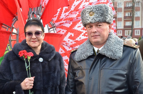 О великом подвиге поистине несгибаемого народа...