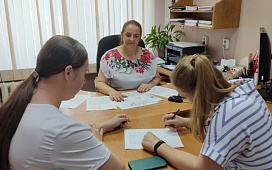 Встреча нотариуса с представителями Калинковичского районного учебно-методического кабинета