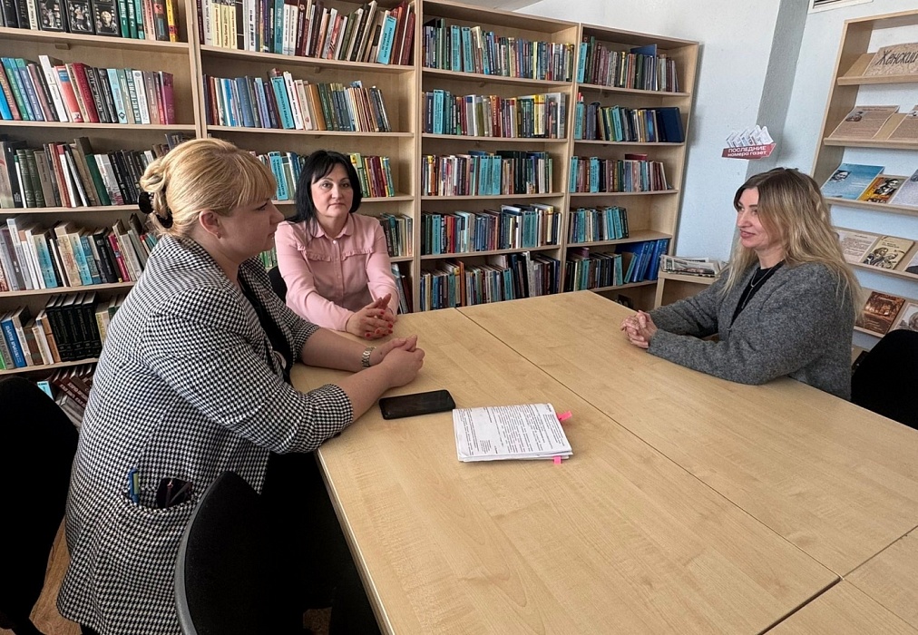 Правовая помощь в ПЦПИ: нотариусы Могилевщины провели консультации ко Дню Конституции