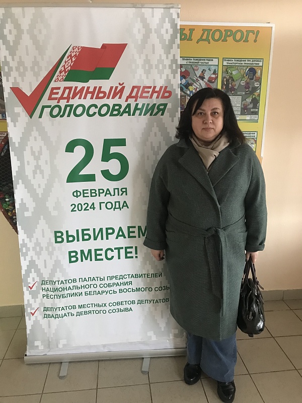 Представители нотариата Гродненщины продолжают голосовать досрочно