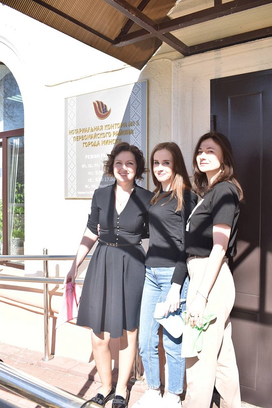 Нотариусы навели порядок и чистоту