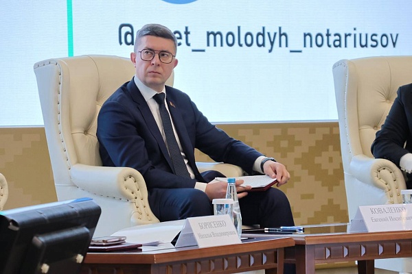 Нотариусы подвели первые итоги работы уходящего 2024 года