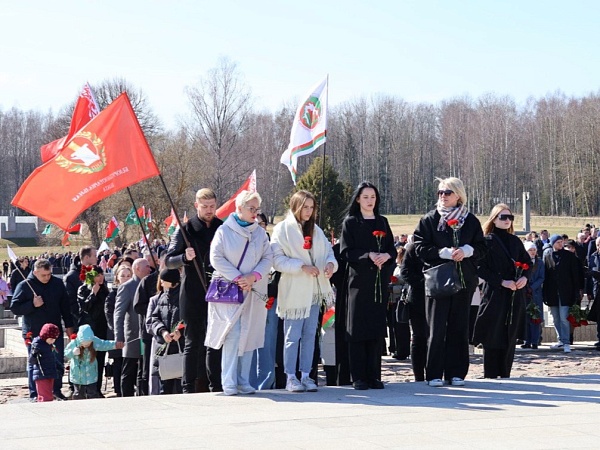 Представители нотариата приняли участие в акции «День памяти Хатыни»