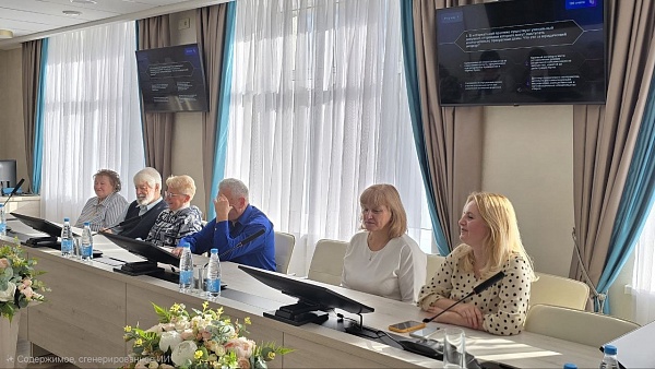 Тепло материнского сердца и мудрость профессии: связь поколений в нотариате