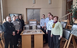 Посещение фотодокументальной выставки "Конвейер смерти"